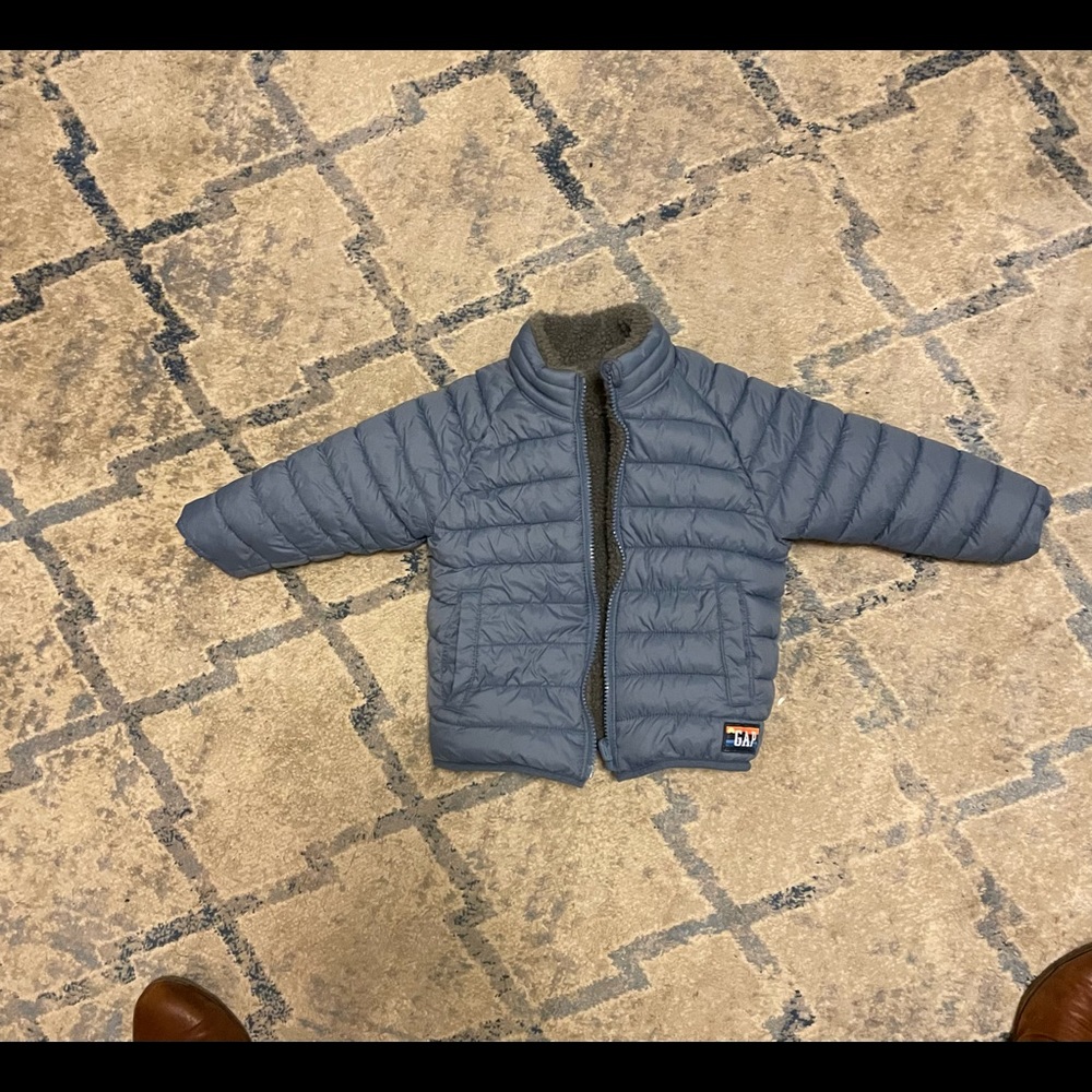 BabyGap 2t boys reversible puffer jacket